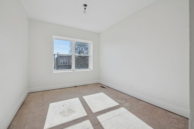 3538 W Le Moyne Street, Chicago, IL 60651