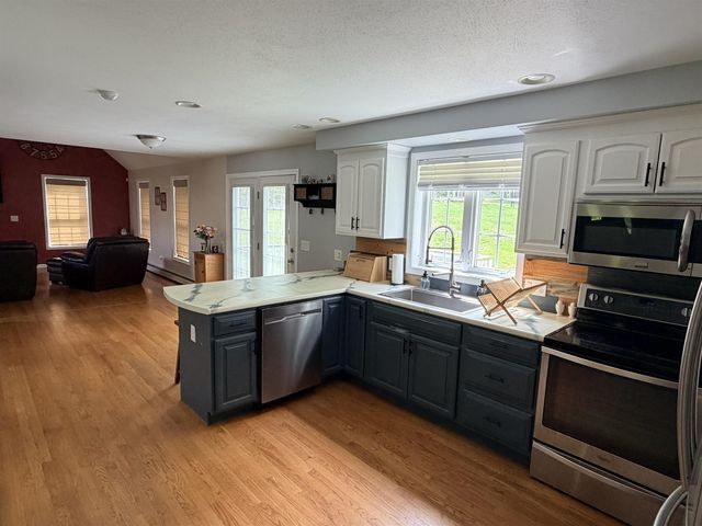 173 Oak Hill Road, Barrington, NH 03825