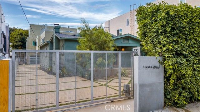 1347 Seward, Los Angeles, CA 90028