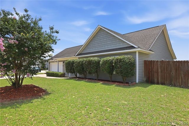 2105 Saint Nicholas Drive, Hope Mills, NC 28348