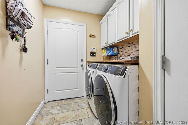 2105 Saint Nicholas Drive, Hope Mills, NC 28348