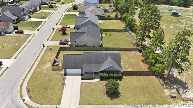 2105 Saint Nicholas Drive, Hope Mills, NC 28348