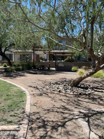 2382 W GLORIA Lane, Phoenix, AZ 85085