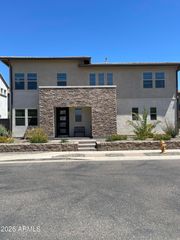 2382 W GLORIA Lane, Phoenix, AZ 85085