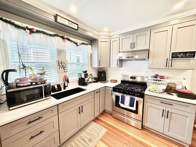 43-45 Roselin Ave, Quincy, MA 02169