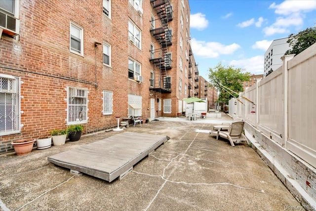 2630 Kingsbridge Terrace 2ST, Bronx, NY 10463