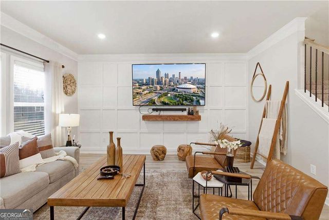 106 Creekside Bluff Way, Auburn, GA 30011