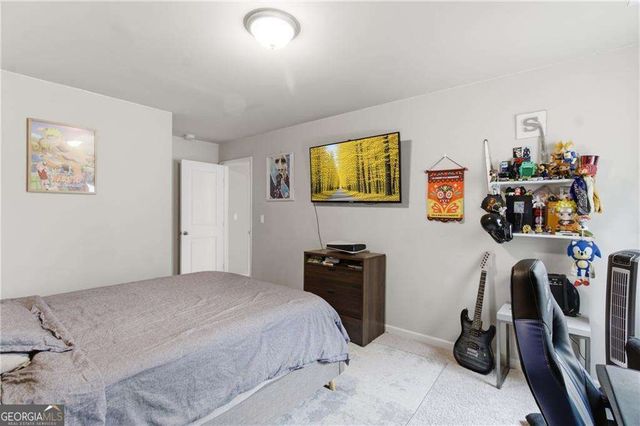 106 Creekside Bluff Way, Auburn, GA 30011