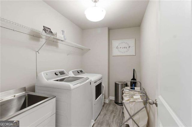 106 Creekside Bluff Way, Auburn, GA 30011