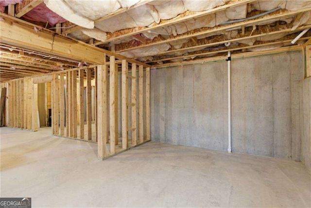 106 Creekside Bluff Way, Auburn, GA 30011