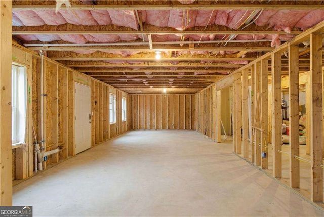 106 Creekside Bluff Way, Auburn, GA 30011