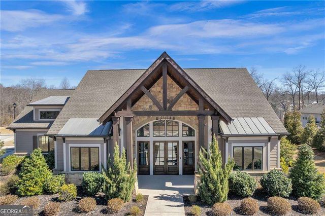 106 Creekside Bluff Way, Auburn, GA 30011