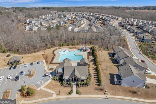 106 Creekside Bluff Way, Auburn, GA 30011