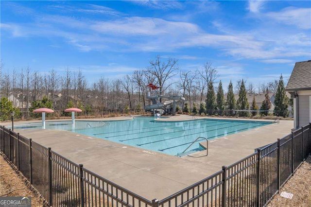 106 Creekside Bluff Way, Auburn, GA 30011