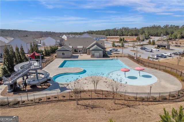 106 Creekside Bluff Way, Auburn, GA 30011