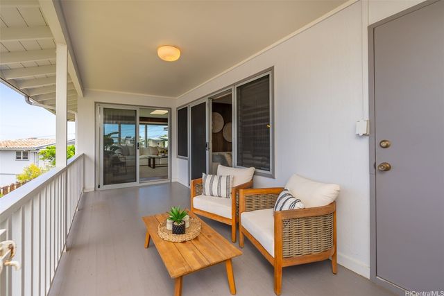 2193 Ala Mahamoe Street, Honolulu, HI 96819
