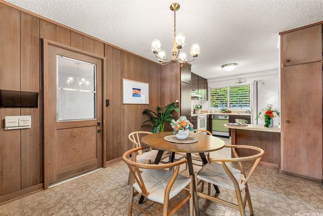 2193 Ala Mahamoe Street, Honolulu, HI 96819