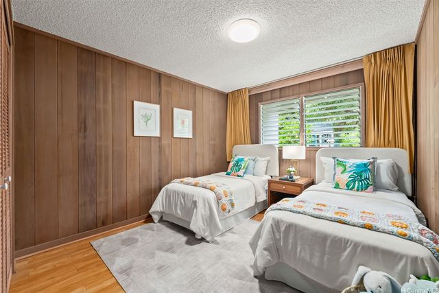 2193 Ala Mahamoe Street, Honolulu, HI 96819