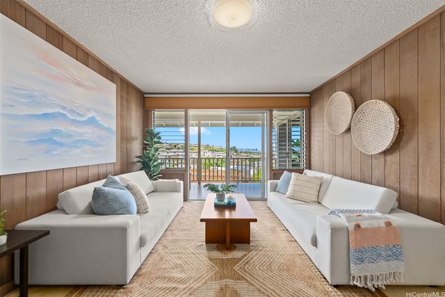 2193 Ala Mahamoe Street, Honolulu, HI 96819