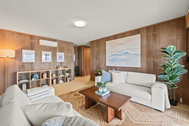 2193 Ala Mahamoe Street, Honolulu, HI 96819