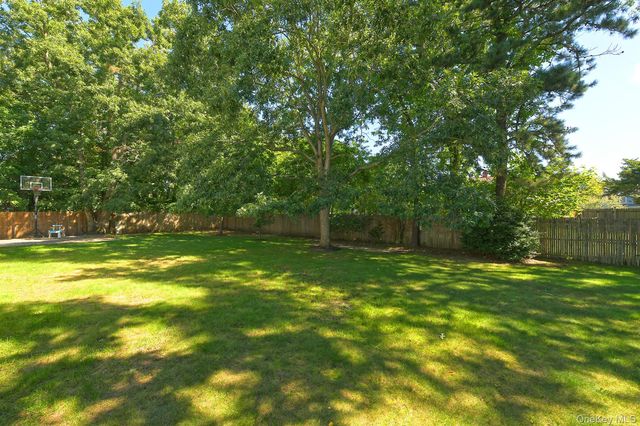 11 Crooked Pine Drive, Medford, NY 11763