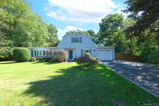 11 Crooked Pine Drive, Medford, NY 11763