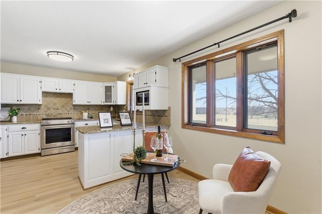 3910 Carter Drive, Smithville, MO 64089