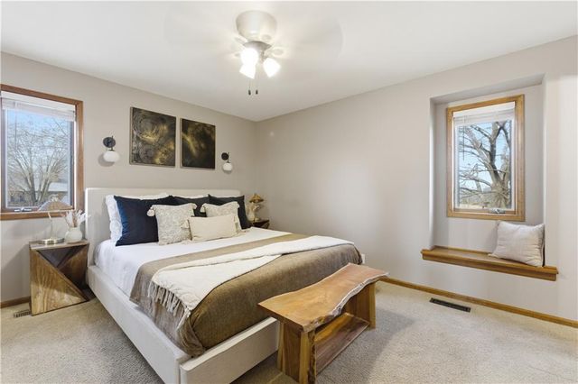 3910 Carter Drive, Smithville, MO 64089