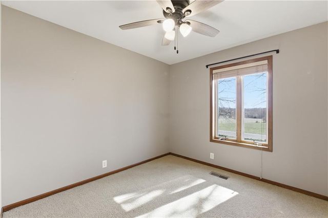 3910 Carter Drive, Smithville, MO 64089