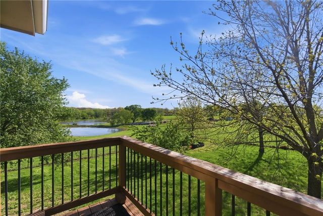 3910 Carter Drive, Smithville, MO 64089