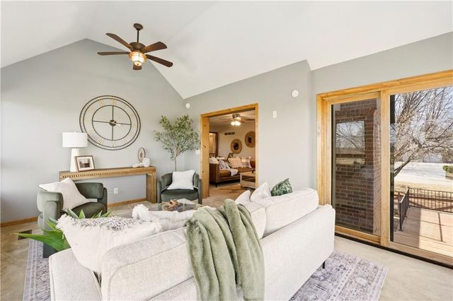 3910 Carter Drive, Smithville, MO 64089