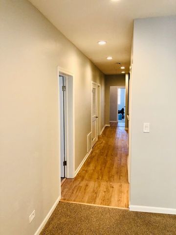 1450 W TAYLOR Street 2, Chicago, IL 60607