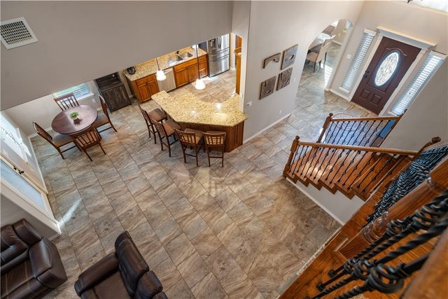 7426 Lake Geneva Dr, Corpus Christi, TX 78413