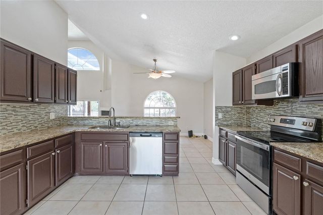 2611 TILTON COURT, Orlando, FL 32835