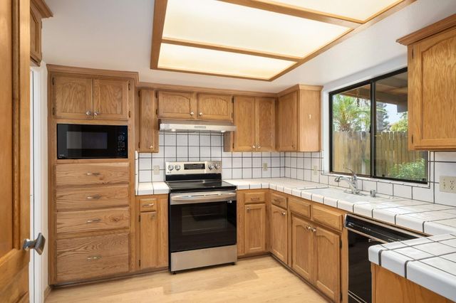 6465 N Cornelia Avenue, Fresno, CA 93722