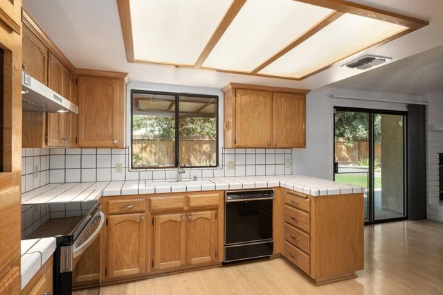6465 N Cornelia Avenue, Fresno, CA 93722