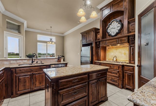 12 Granite Ridge Drive, Mclendon Chisholm, TX 75032