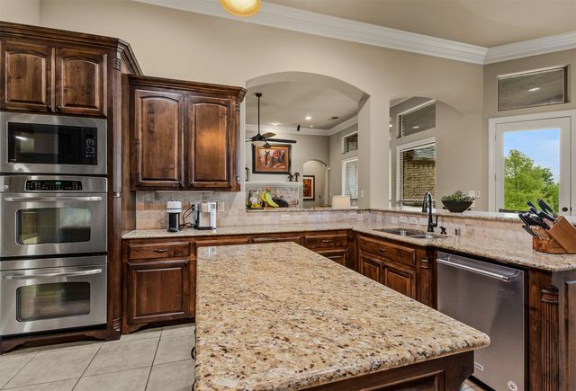 12 Granite Ridge Drive, Mclendon Chisholm, TX 75032