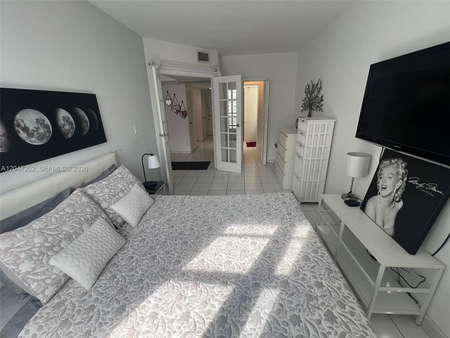 100 Lincoln Road 1126, Miami Beach, FL 33139