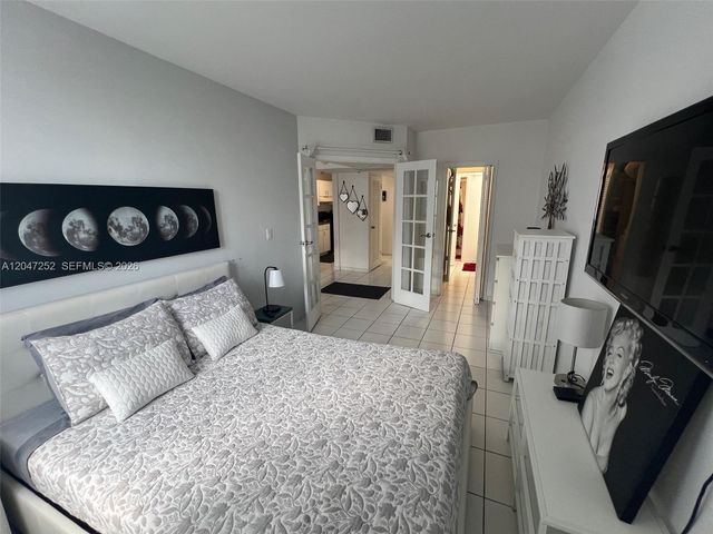 100 Lincoln Road 1126, Miami Beach, FL 33139