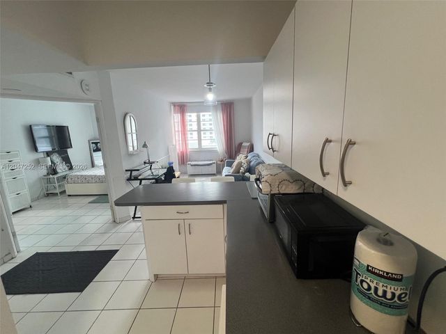 100 Lincoln Road 1126, Miami Beach, FL 33139