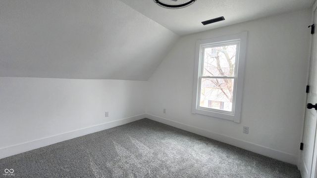 2021 S A Street, Elwood, IN 46036