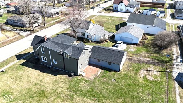 2021 S A Street, Elwood, IN 46036