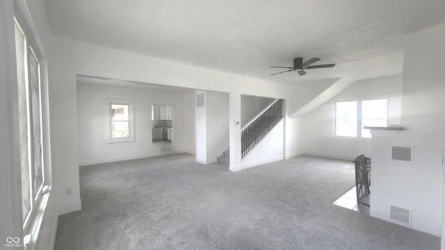 2021 S A Street, Elwood, IN 46036