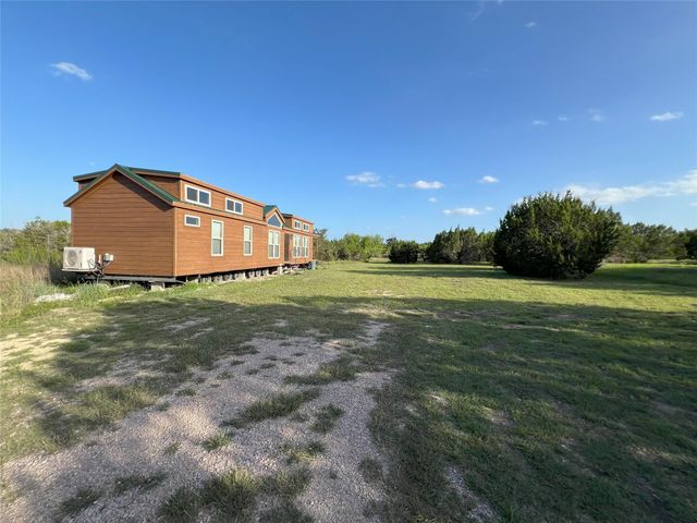 3528 N Fm 1174 RD, Bertram, TX 78605