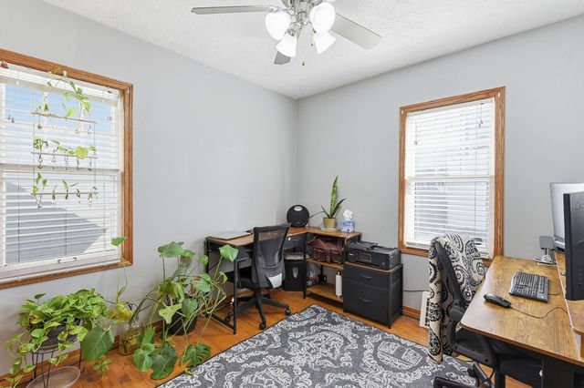 2631 AVENUE C, Council Bluffs, IA 51501