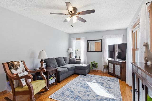 2631 AVENUE C, Council Bluffs, IA 51501