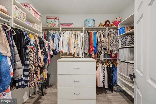 214 W LIEBIG ST, Egg Harbor City, NJ 08215