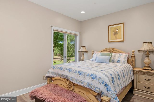 214 W LIEBIG ST, Egg Harbor City, NJ 08215