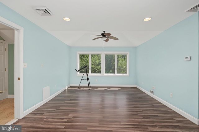 214 W LIEBIG ST, Egg Harbor City, NJ 08215